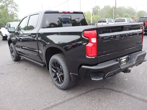 New 2026 Chevrolet Silverado 1500 High Country w/ Midnight Edition AWD/4WD image 3