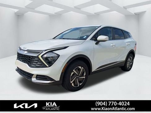 Used 2023 Kia Sportage LX AWD/4WD image 7
