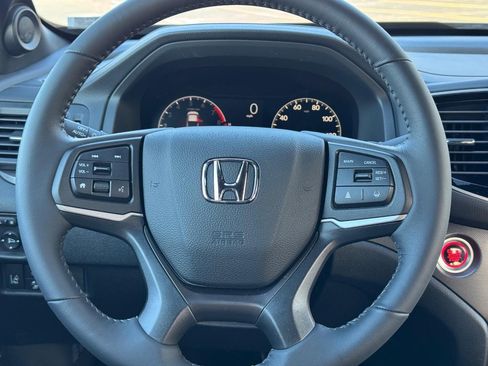 Used 2025 Honda Ridgeline RTL image 12