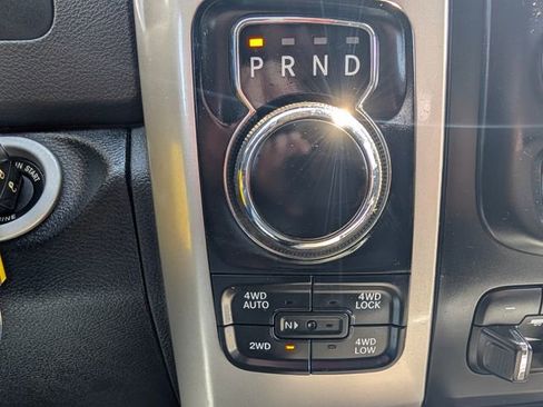 Used 2014 RAM 1500 Big Horn image 31