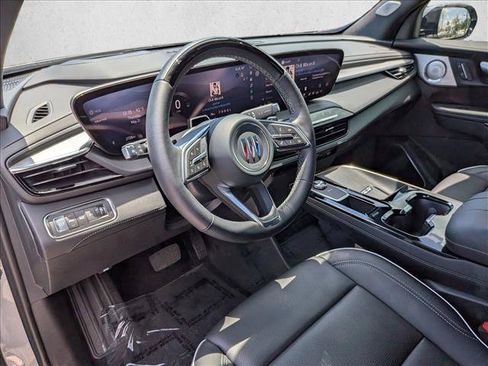 Used 2026 Buick Enclave Avenir w/ Super Cruise Package FWD image 10