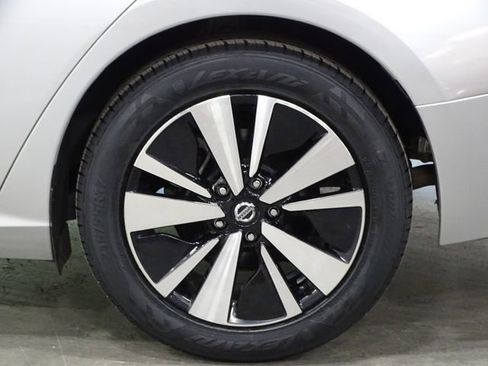 Used 2022 Nissan Altima 2.5 SV image 42