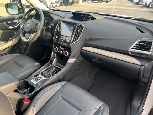 Certified 2022 Subaru Forester Limited image 15