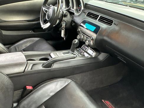 Used 2011 Chevrolet Camaro SS w/ RS Package image 16
