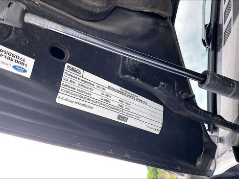 Used 2017 Ford F250 XLT AWD/4WD image 32