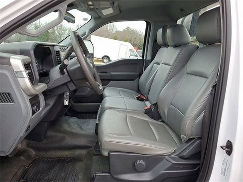 Used 2024 Ford F450 XL w/ Snow Plow Prep Package image 9