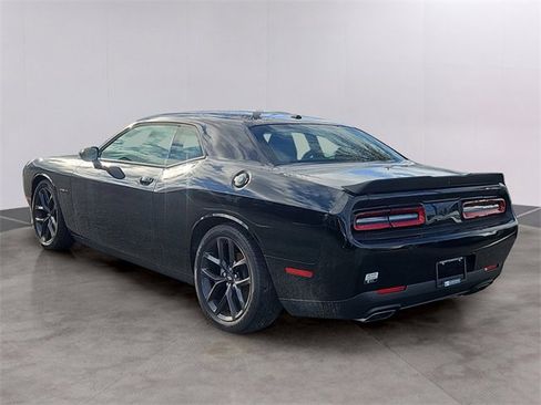 Used 2022 Dodge Challenger R/T w/ Blacktop Package image 6