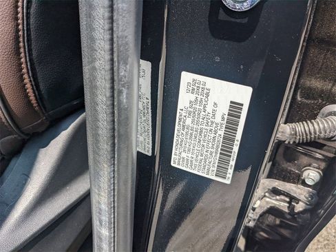 Used 2024 Honda Pilot Elite image 33