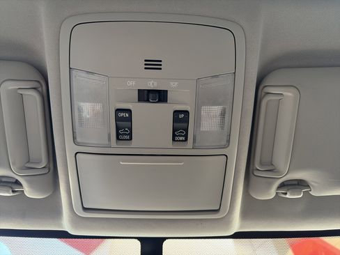 Used 2016 Toyota RAV4 XLE image 28