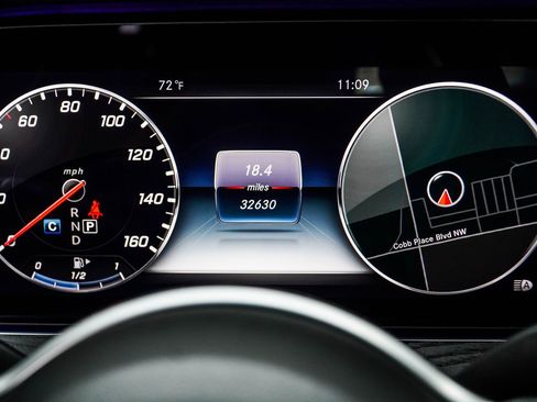 Used 2020 Mercedes-Benz E 350 4MATIC Sedan w/ Parking Assistance Package image 30