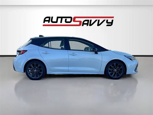 Used 2023 Toyota Corolla XSE image 8