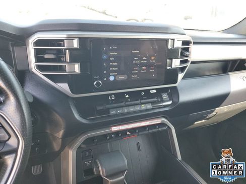 Used 2025 Toyota Tundra SR5 w/ SR5 Convenience Package AWD/4WD image 28