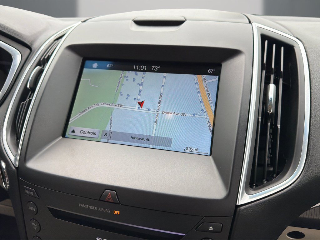 Used 2016 Ford Edge Titanium w/ Technology Package FWD image 19