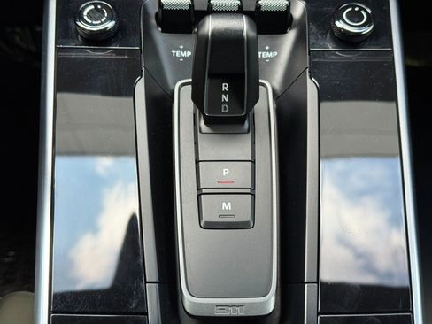 Used 2022 Porsche 911 Targa 4 GTS image 36