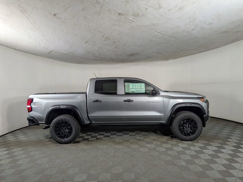 New 2026 Chevrolet Colorado ZR2 w/ Technology Package AWD/4WD image 6
