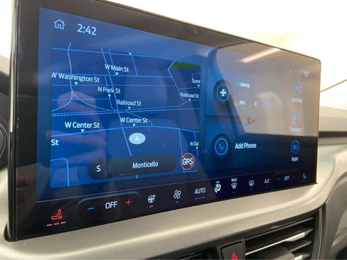 Used 2025 Ford Escape SE image 26