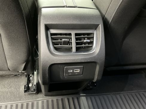 Certified 2024 Chevrolet Blazer LT w/ Convenience Package image 12