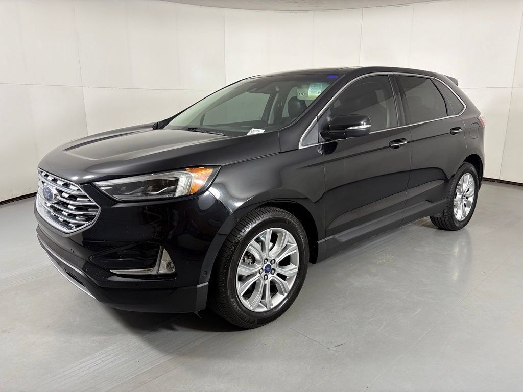 Used 2020 Ford Edge Titanium w/ Equipment Group 301A FWD image 4