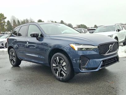 New 2026 Volvo XC60 B5 Plus w/ Climate Package