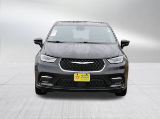 Certified 2024 Chrysler Pacifica Touring-L video 2