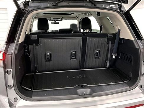 New 2025 Nissan Pathfinder Platinum w/ Cargo Package image 41