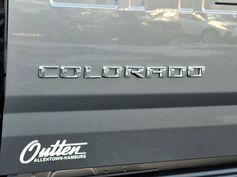 Used 2021 Chevrolet Colorado LT w/ LT Convenience Package image 30