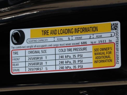 Used 2024 Chevrolet Colorado Trail Boss w/ LPO, Skid Plate Package AWD/4WD image 50
