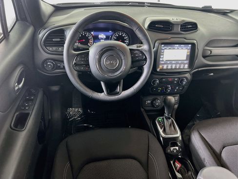 Used 2022 Jeep Renegade Altitude w/ Convenience Group AWD/4WD image 21