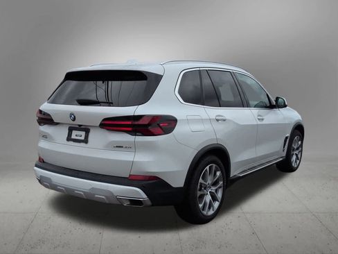 Used 2024 BMW X5 xDrive40i w/ Premium Package image 6
