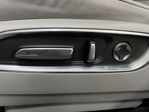 Used 2020 Acura MDX FWD w/ Technology Package image 11