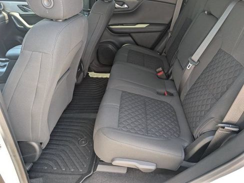 Used 2021 Chevrolet Blazer LT FWD image 29