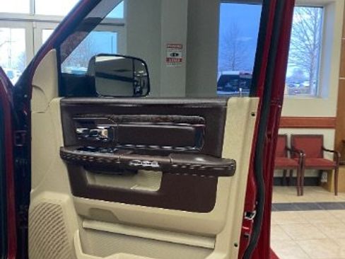 Used 2014 RAM 2500 Longhorn w/ Convenience Group AWD/4WD image 16
