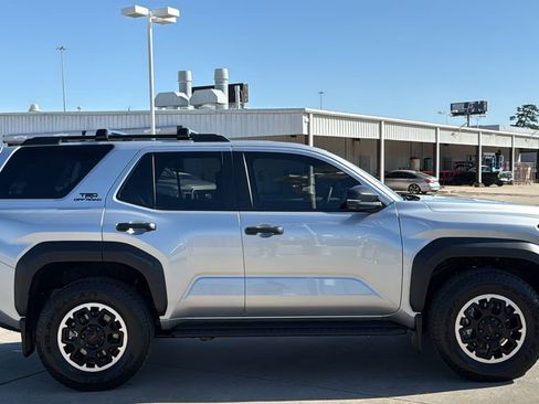 Certified 2026 Toyota 4Runner TRD Off-Road Premium AWD/4WD image 6