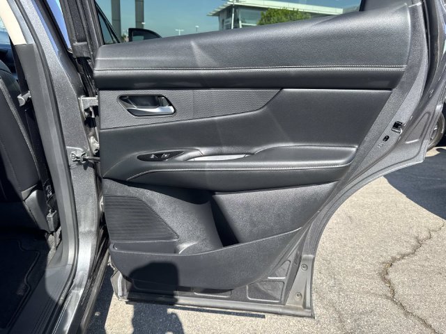 Used 2025 Nissan Murano SL w/ Cargo Package AWD/4WD image 32