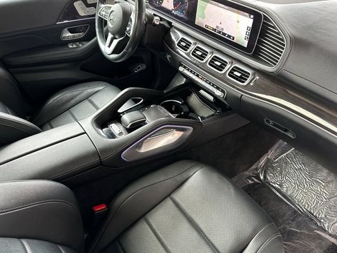 Used 2022 Mercedes-Benz GLS 450 4MATIC image 17