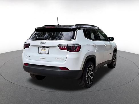 Used 2025 Jeep Compass Limited AWD/4WD image 14