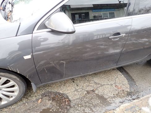 Used 2011 Buick Regal CXL Turbo w/ TO2 Preferred Equipment Group image 11