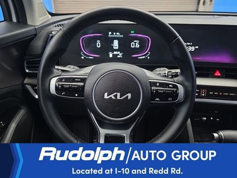 Used 2025 Kia Sportage EX FWD image 17