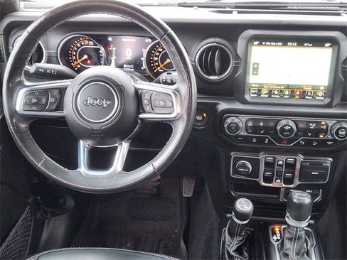 Used 2021 Jeep Wrangler Unlimited Sahara image 27