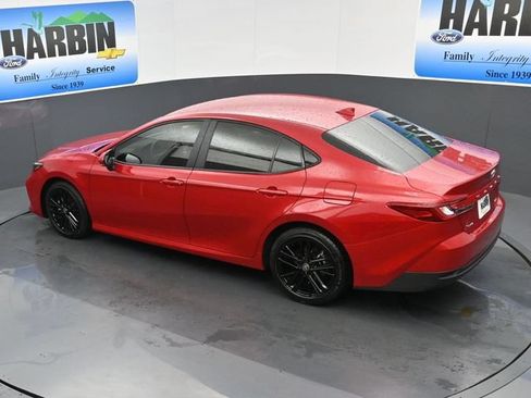 Used 2025 Toyota Camry LE FWD image 25