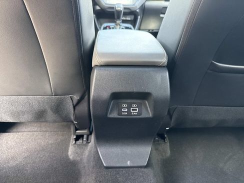 Used 2025 Subaru Crosstrek 2.5i Sport AWD/4WD image 19