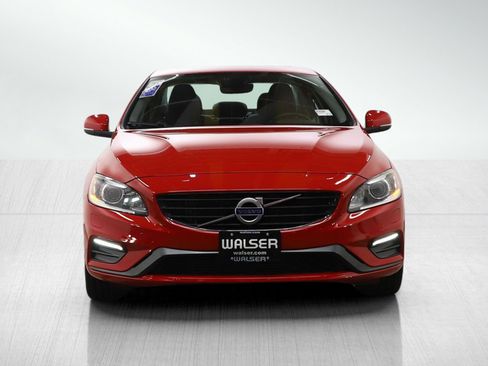 Used 2017 Volvo S60 T5 Dynamic w/ Vision Package image 8