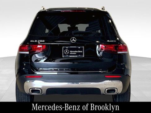 Certified 2023 Mercedes-Benz GLB 250 GLB 250 image 5