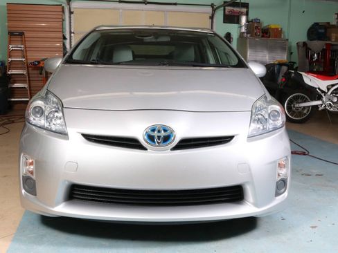 Used 2010 Toyota Prius FWD image 12