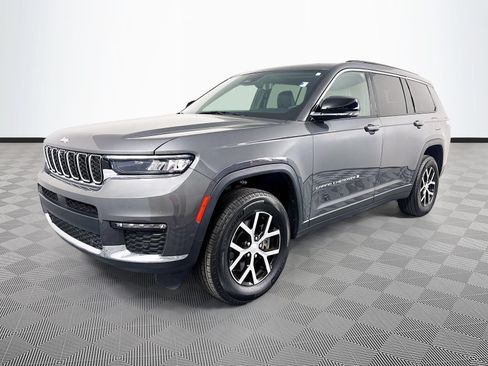 Used 2024 Jeep Grand Cherokee L Limited w/ Luxury Tech Group II AWD/4WD image 3