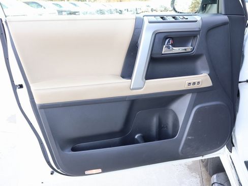 Used 2023 Toyota 4Runner Limited image 11