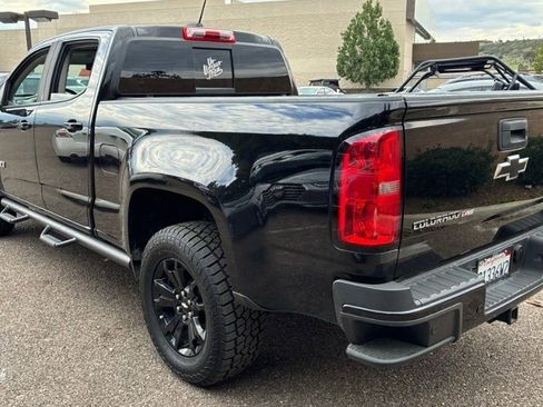 Used 2019 Chevrolet Colorado Z71 w/ Z71 Midnight Edition image 2