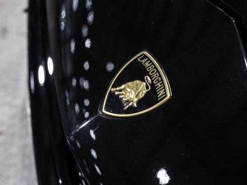 Used 2023 Lamborghini Urus S image 63