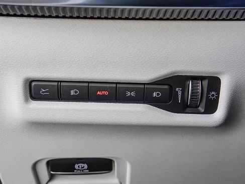 Used 2025 Jeep Wagoneer S Limited image 23