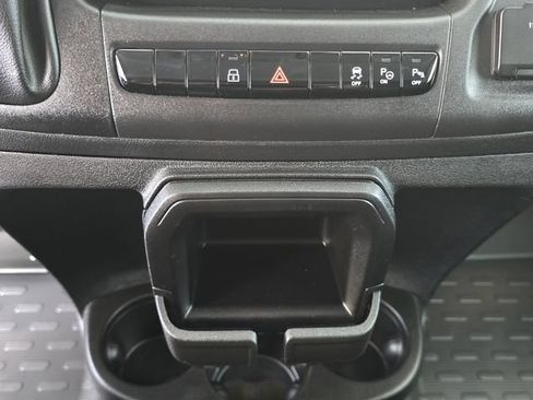 Used 2025 RAM ProMaster 2500 w/ Quick Order Package 22G SLT FWD image 16